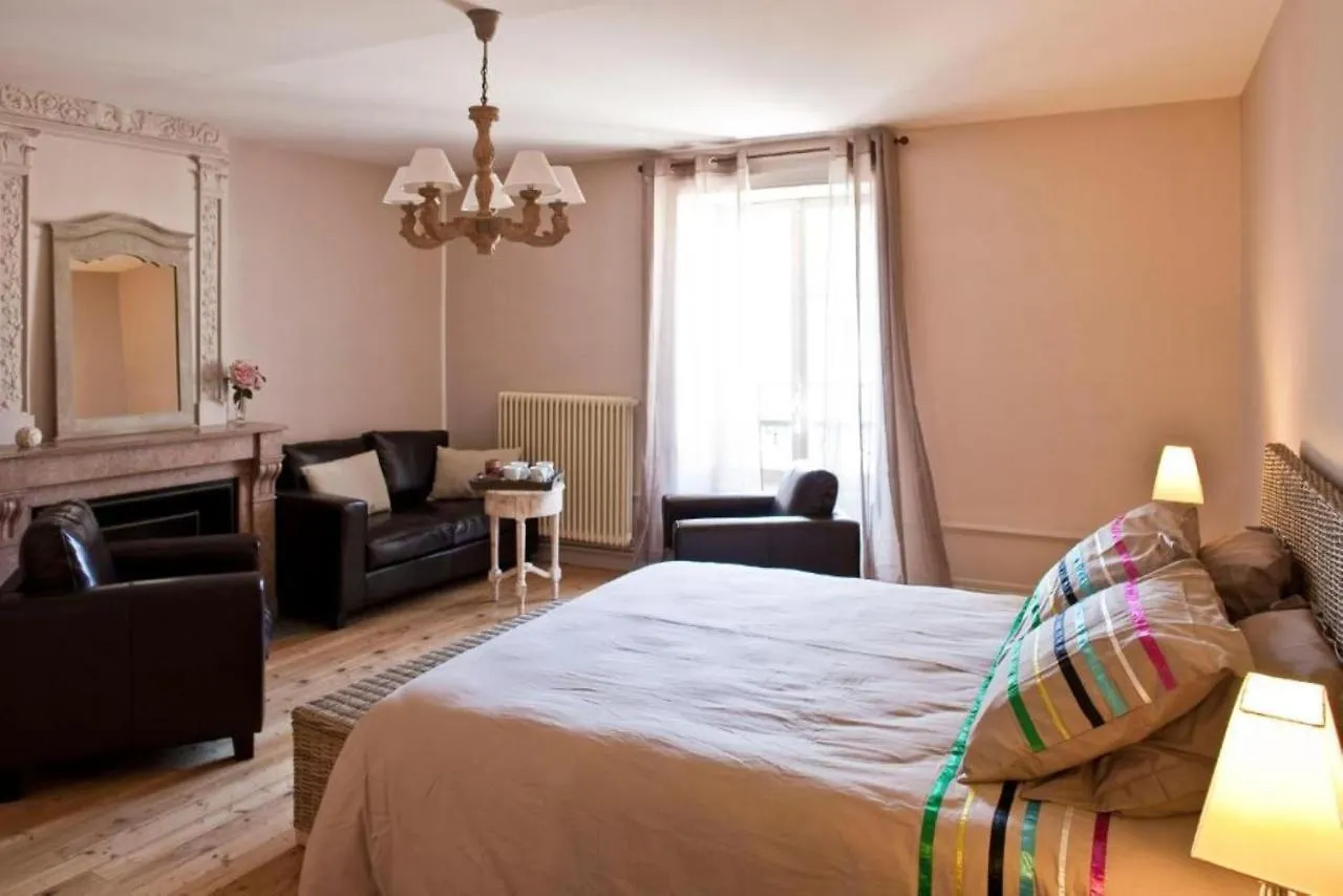 Chateau De Riverie Chambres Et Table D'Hotes