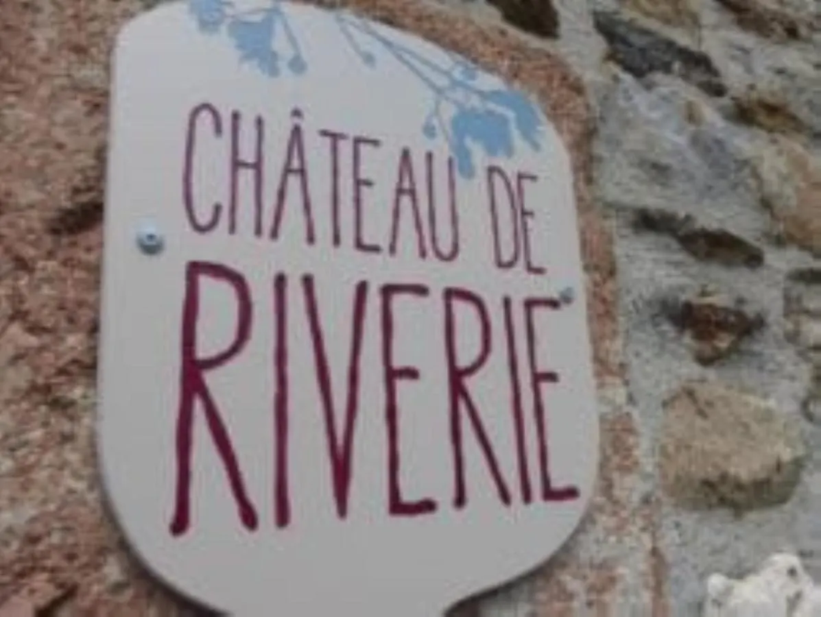 Chateau De Riverie Chambres Et Table D'Hotes
